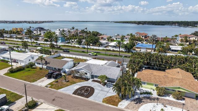 7919 CAUSEWAY BOULEVARD S, St Petersburg, FL 33707