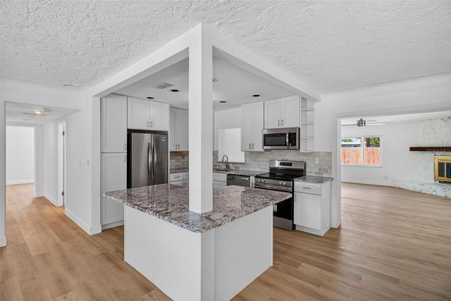 7919 CAUSEWAY BOULEVARD S, St Petersburg, FL 33707