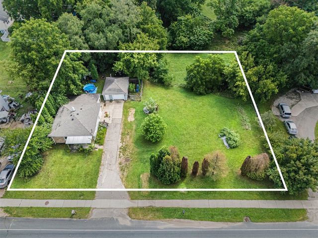 1934 Nazareth Road, Kalamazoo, MI 49048