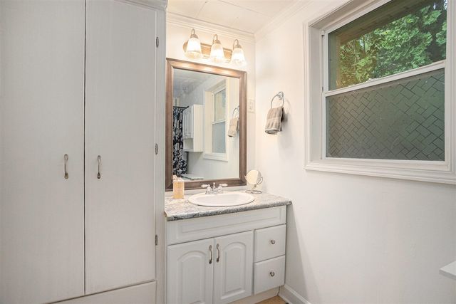 1934 Nazareth Road, Kalamazoo, MI 49048