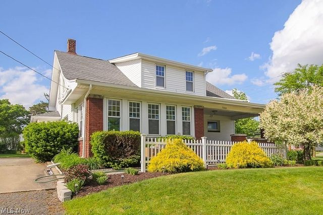 7003 Brecksville Road, Independence, OH 44131