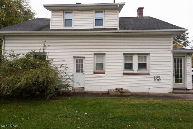 7003 Brecksville Road, Independence, OH 44131