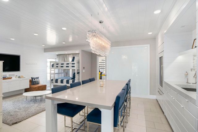 550 Williams Street, South Haven, MI 49090