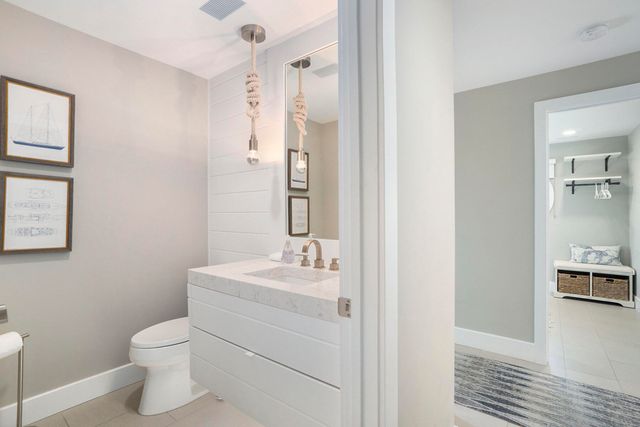 550 Williams Street, South Haven, MI 49090