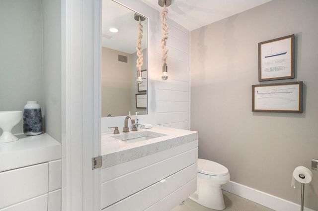 550 Williams Street, South Haven, MI 49090