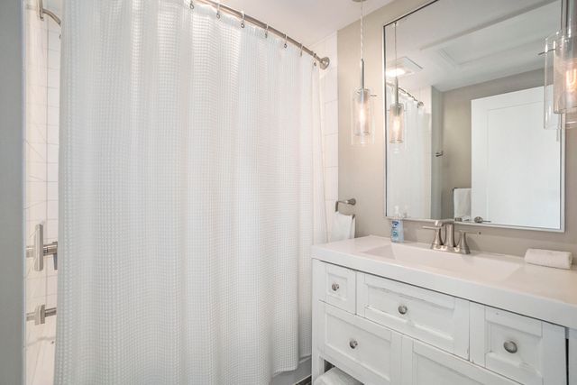 550 Williams Street, South Haven, MI 49090