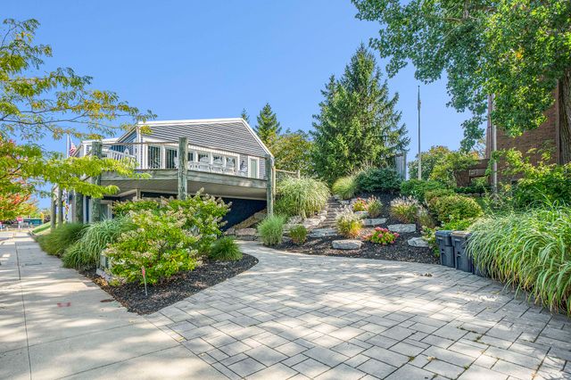 550 Williams Street, South Haven, MI 49090