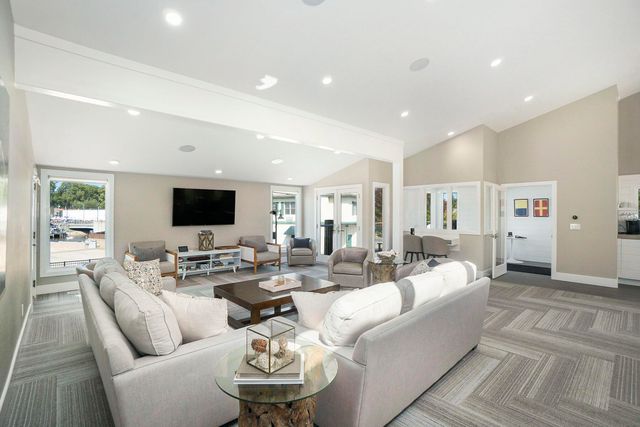 550 Williams Street, South Haven, MI 49090