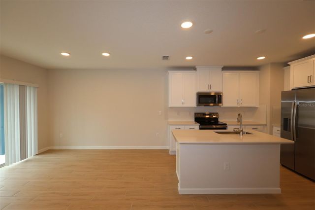 6108 FELLOW WAGON WAY, Orlando, FL 32822