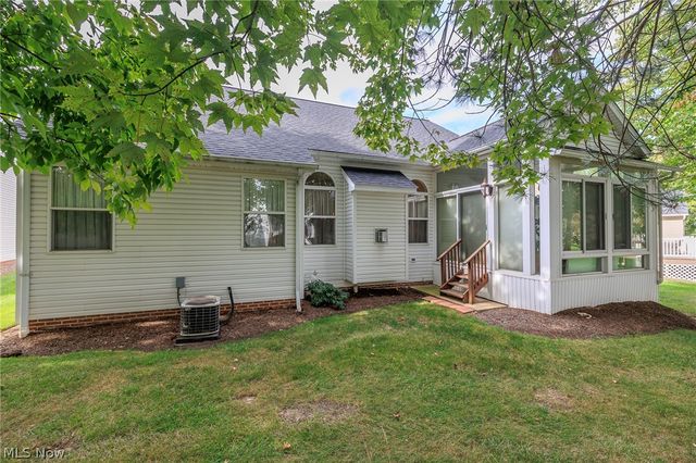 12168 Nutmeg Court, North Royalton, OH 44133