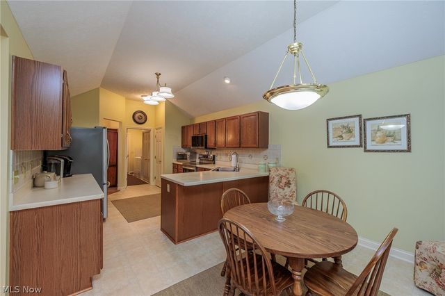 12168 Nutmeg Court, North Royalton, OH 44133