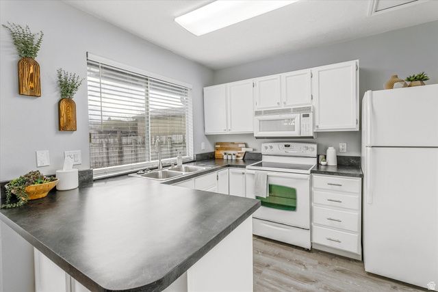 5819 S 3275 W, Taylorsville, UT 84118