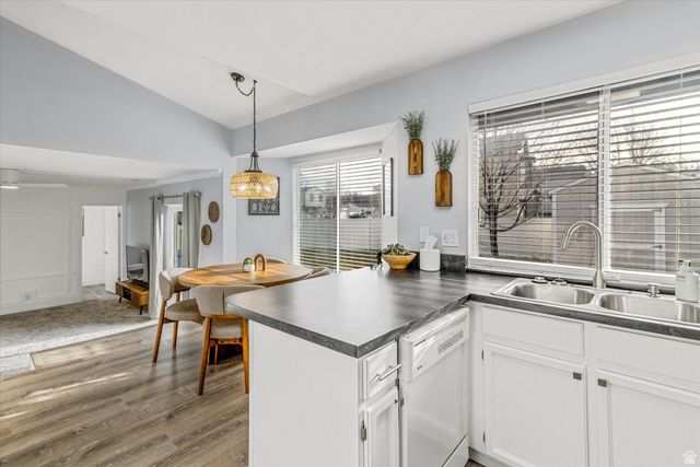 5819 S 3275 W, Taylorsville, UT 84118