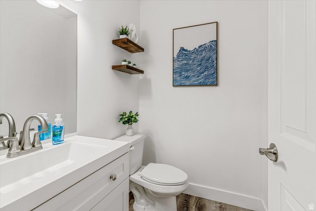 5819 S 3275 W, Taylorsville, UT 84118