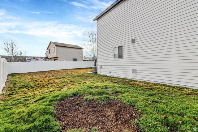 5819 S 3275 W, Taylorsville, UT 84118