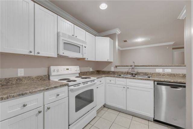1725 Harvey Mitchell Parkway S 2212, College Station, TX 77840