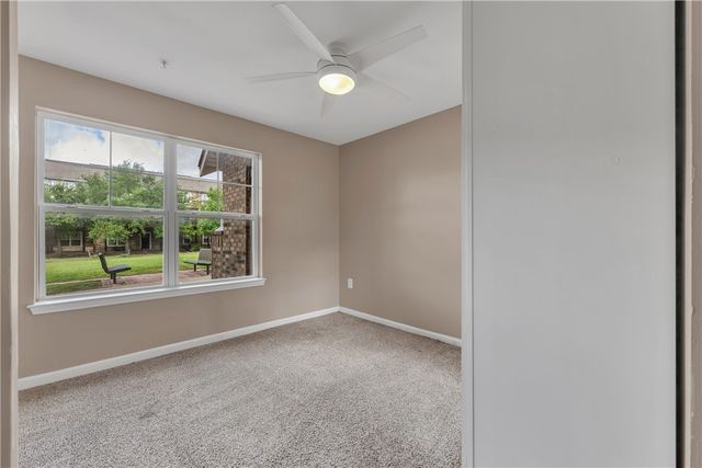 1725 Harvey Mitchell Parkway S 2212, College Station, TX 77840