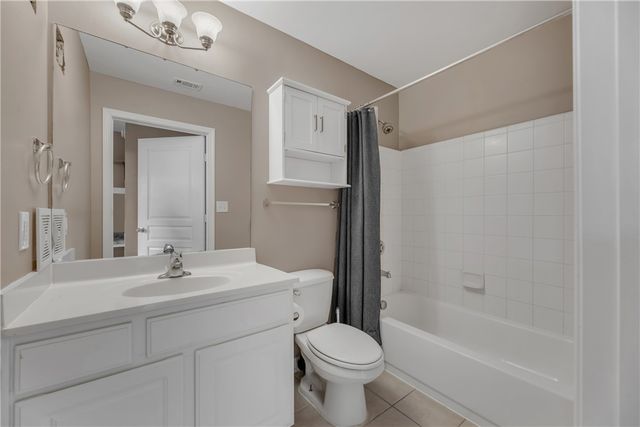 1725 Harvey Mitchell Parkway S 2212, College Station, TX 77840