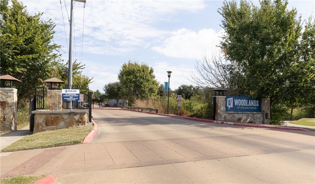 1725 Harvey Mitchell Parkway S 2212, College Station, TX 77840