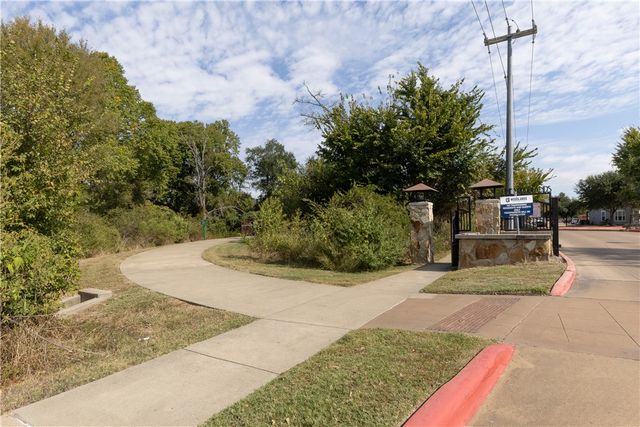 1725 Harvey Mitchell Parkway S 2212, College Station, TX 77840