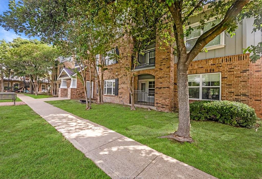 1725 Harvey Mitchell Parkway S 2212, College Station, TX 77840
