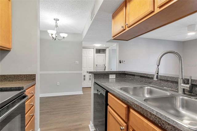 209 LAKE BROOK CIRCLE 102, Brandon, FL 33511