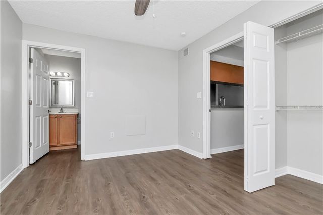 209 LAKE BROOK CIRCLE 102, Brandon, FL 33511