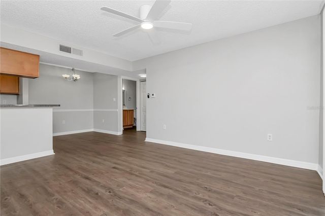 209 LAKE BROOK CIRCLE 102, Brandon, FL 33511