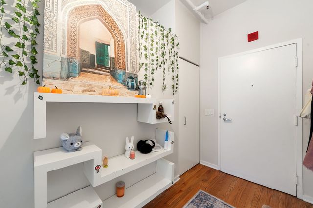 6 E Monroe Street 1403, Chicago, IL 60603