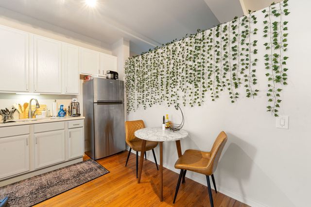 6 E Monroe Street 1403, Chicago, IL 60603