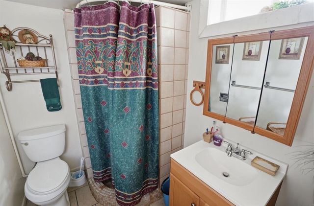 1443 Ogden Avenue, Benton Harbor, MI 49022