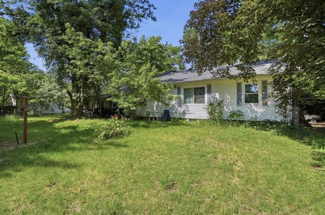 1443 Ogden Avenue, Benton Harbor, MI 49022