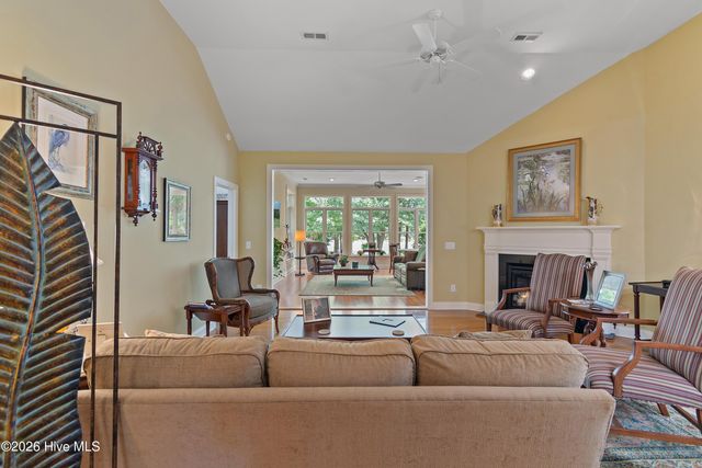 3459 Haskell Lane SE, Southport, NC 28461