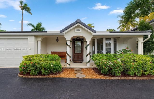 4800 NE 13th Ter, Oakland Park, FL 33334