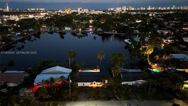 4800 NE 13th Ter, Oakland Park, FL 33334