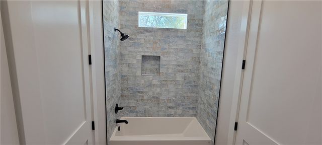 2792 Yorkshire Trail, Franklin, TX 77856