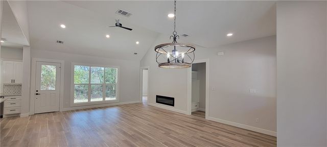 2792 Yorkshire Trail, Franklin, TX 77856