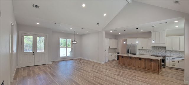 2792 Yorkshire Trail, Franklin, TX 77856