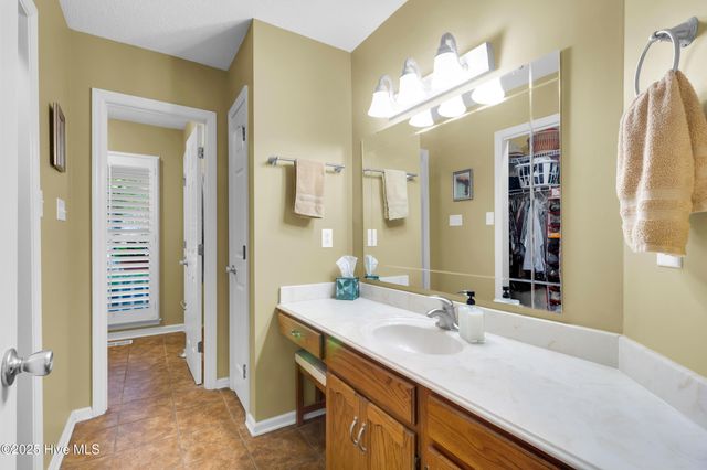 807 Thyme Court, New Bern, NC 28562