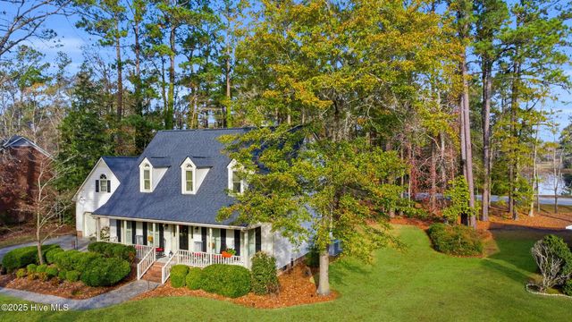 807 Thyme Court, New Bern, NC 28562