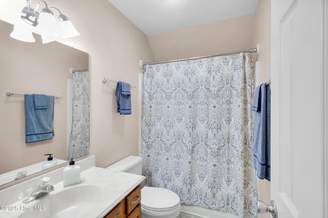 807 Thyme Court, New Bern, NC 28562