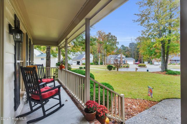 807 Thyme Court, New Bern, NC 28562