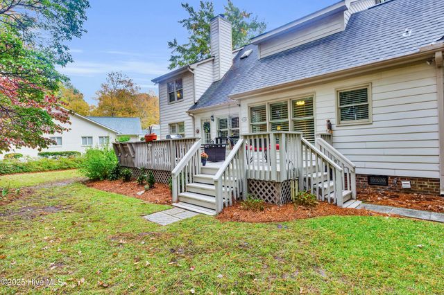 807 Thyme Court, New Bern, NC 28562