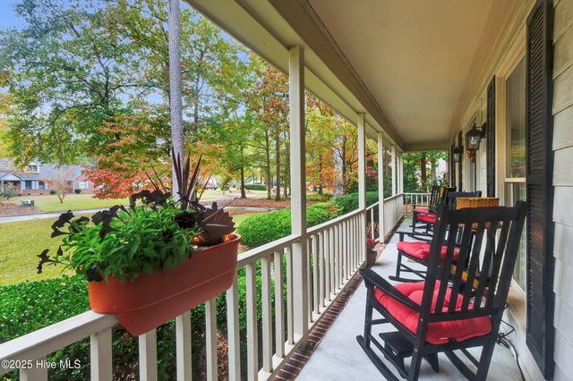 807 Thyme Court, New Bern, NC 28562