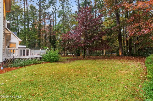 807 Thyme Court, New Bern, NC 28562