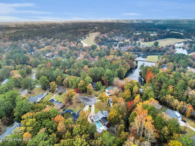 807 Thyme Court, New Bern, NC 28562