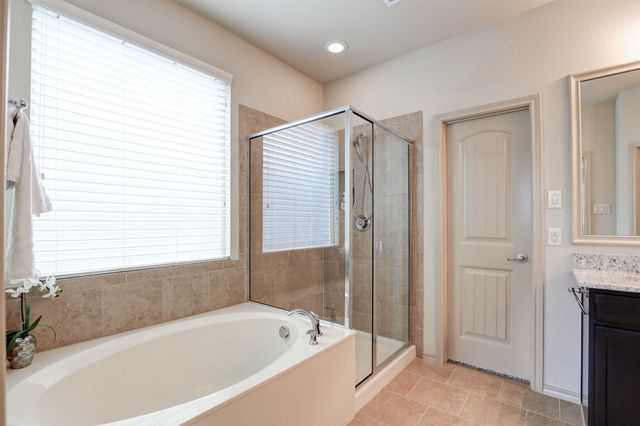 3945 Lazy River Ranch Road, Fort Worth, TX 76262