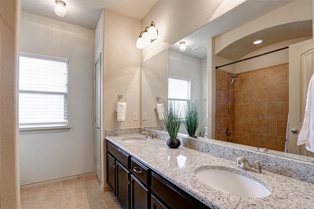 3945 Lazy River Ranch Road, Fort Worth, TX 76262