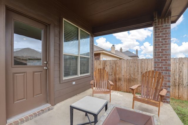 3945 Lazy River Ranch Road, Fort Worth, TX 76262