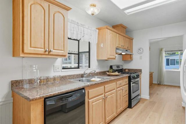 5268 Don Valdez, Carlsbad, CA 92010